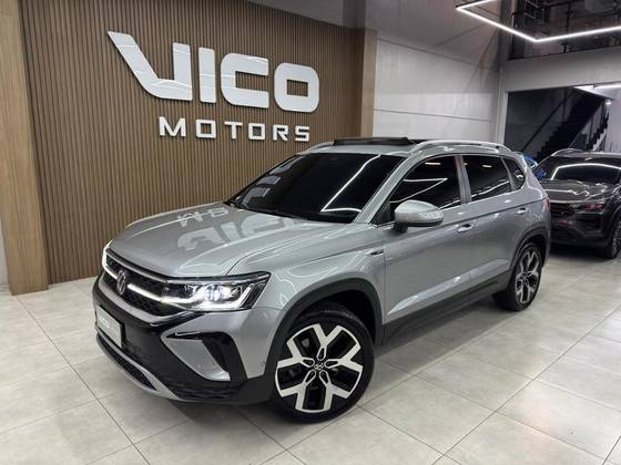 VOLKSWAGEN TAOS 1.4 250 TSI TOTAL FLEX HIGHLINE AUTOMÁTICO
